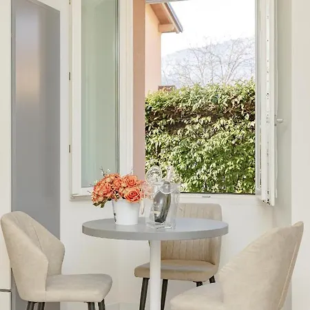 2 Passi Dal Lago, * Abbadia Lariana