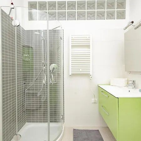 2 Passi Dal Lago, Apartment Abbadia Lariana