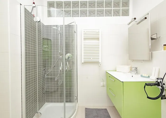 2 Passi Dal Lago, Διαμέρισμα Abbadia Lariana